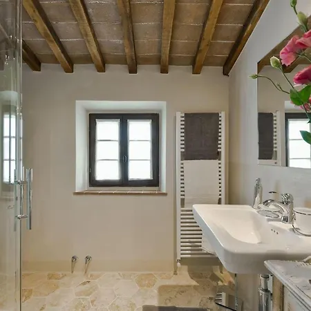 Tenuta Lo Spugno * Radda in Chianti
